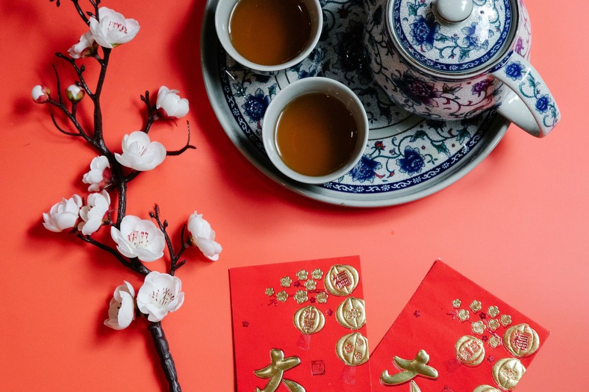 Thiệp Hỷ và quà cảm ơn khách mời